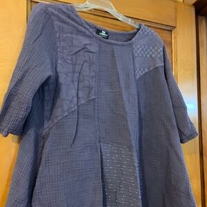 Zumi purple embroidered top with pockets S/M